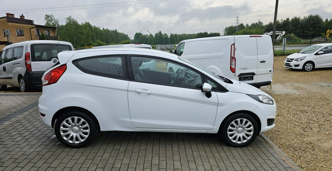 Ford Fiesta VIII Ford Fiesta 1,3 pb * ładna* - Hatchback: 5 kép. Ford Fiesta VIII Ford Fiesta 1,3 pb * ładna* - Hatchback: 5 kép.