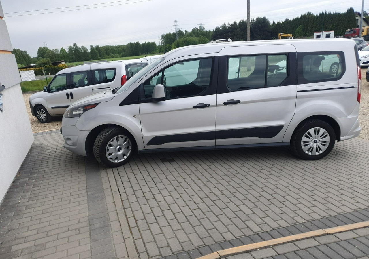 Autó Ford T Grand Tourneo Connect Ford Tourneo Connect Ford grand tourneo connect: 10 kép.