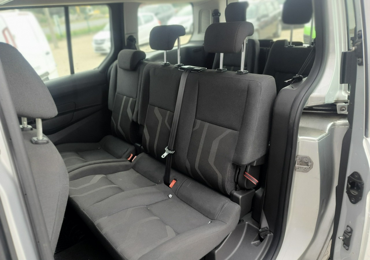 Autó Ford T Grand Tourneo Connect Ford Tourneo Connect Ford grand tourneo connect: 13 kép.