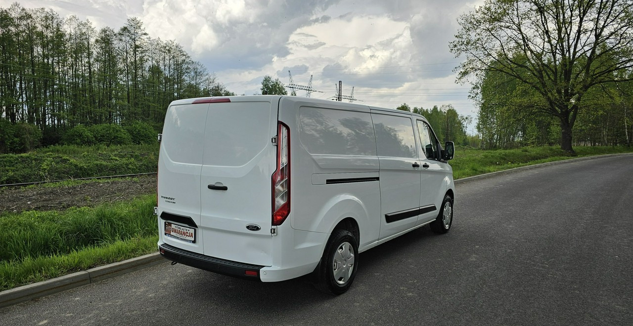 Ford Transit Transit Custom Ford Transit Custom long bardzo ładny egzemplarz - Furgon: 5 kép. Ford Transit Transit Custom Ford Transit Custom long bardzo ładny egzemplarz - Furgon: 5 kép.
