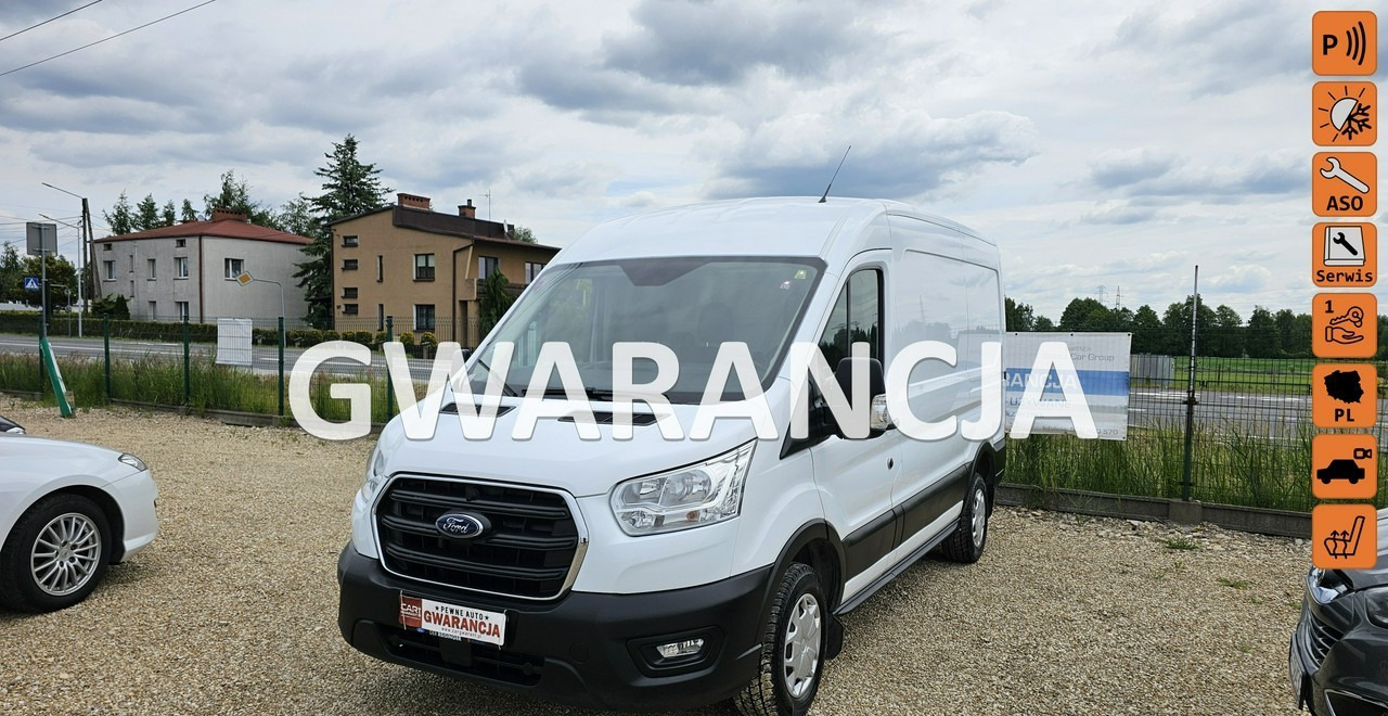Ford Transit *klima* wersja trend* - Furgon: 1 kép. Ford Transit *klima* wersja trend* - Furgon: 1 kép.