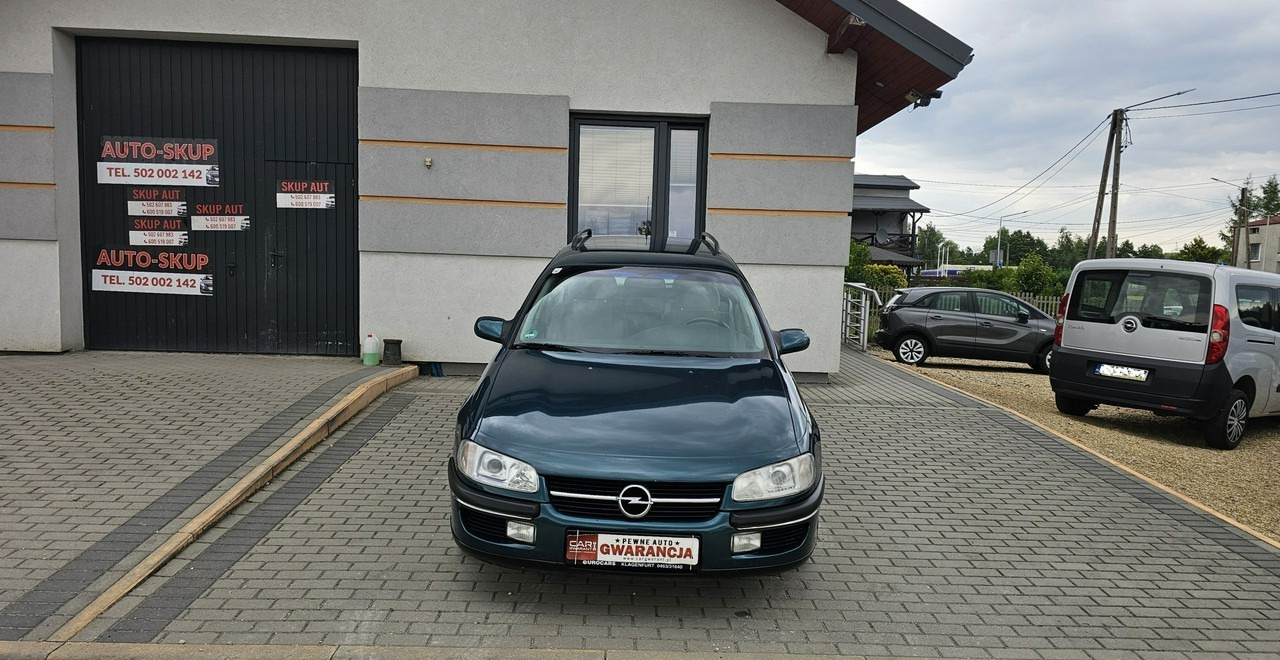 Opel Omega B 2,5 v6 *automat* napęd tył *welury* - Autó: 2 kép. Opel Omega B 2,5 v6 *automat* napęd tył *welury* - Autó: 2 kép.