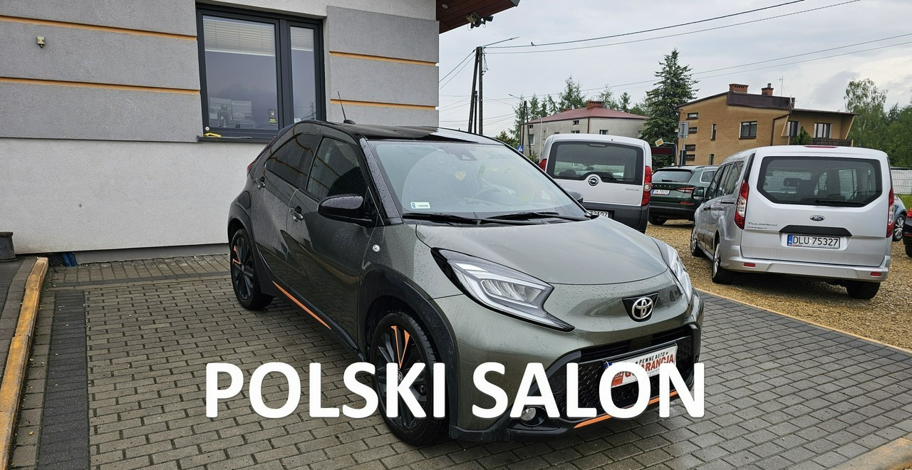 Toyota Aygo II Aygo X Aygo x cross limited automat 25tyś - Hatchback: 1 kép. Toyota Aygo II Aygo X Aygo x cross limited automat 25tyś - Hatchback: 1 kép.