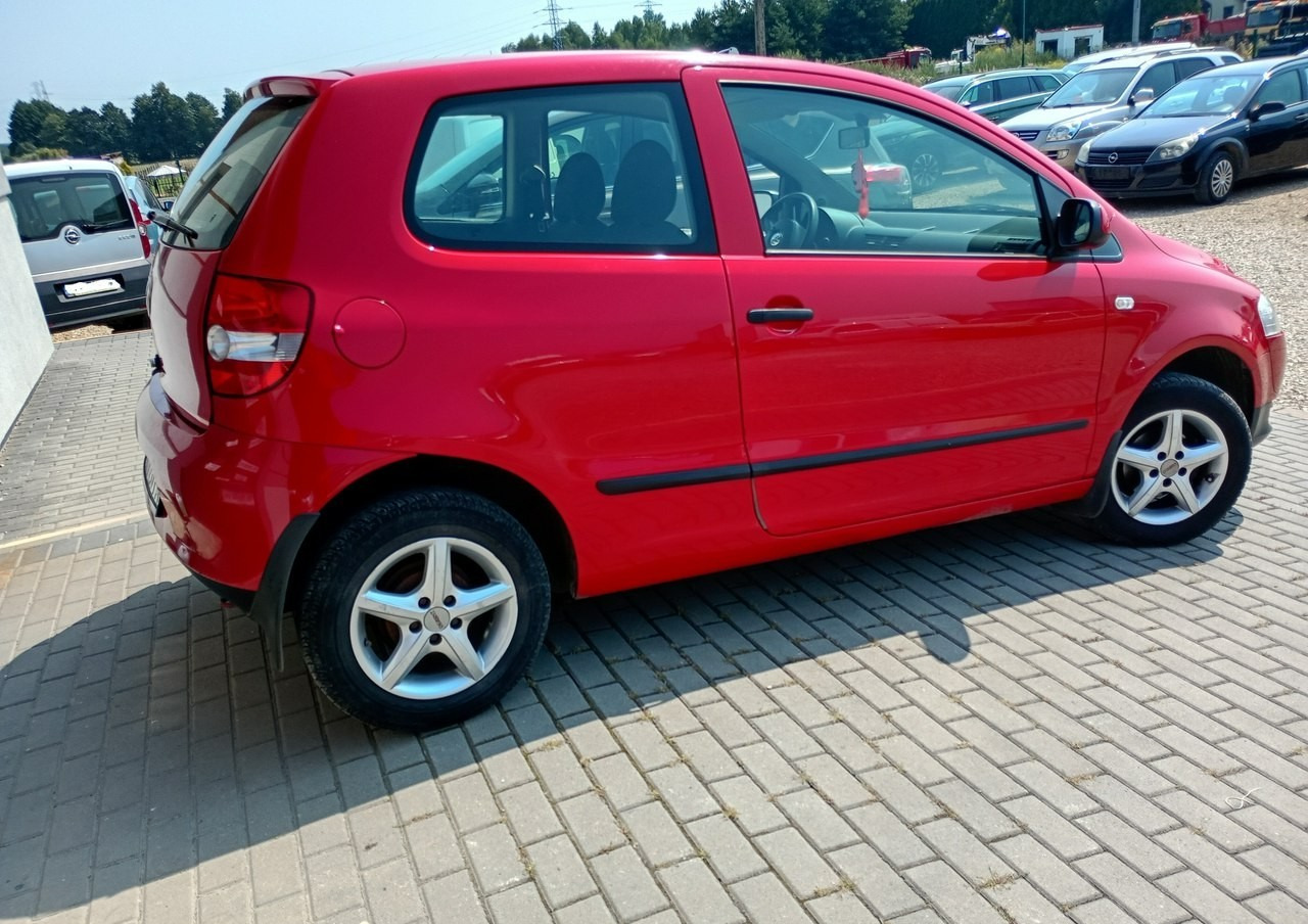 Volkswagen Fox krajowy *mały przebieg* - Hatchback: 4 kép. Volkswagen Fox krajowy *mały przebieg* - Hatchback: 4 kép.