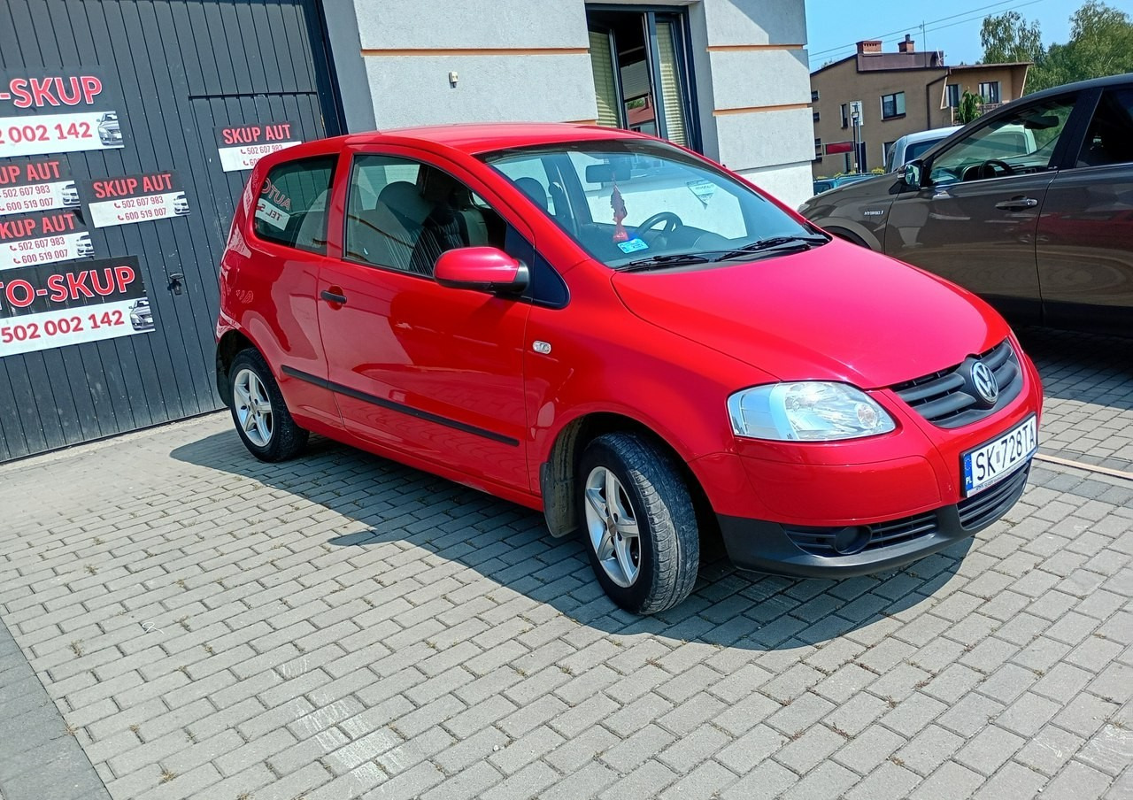 Volkswagen Fox krajowy *mały przebieg* - Hatchback: 2 kép. Volkswagen Fox krajowy *mały przebieg* - Hatchback: 2 kép.