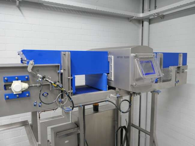 Boldt Mettler Toledo metal detector BFCM 12.07 - Élelmiszer-feldolgozó gép: 5 kép. Boldt Mettler Toledo metal detector BFCM 12.07 - Élelmiszer-feldolgozó gép: 5 kép.