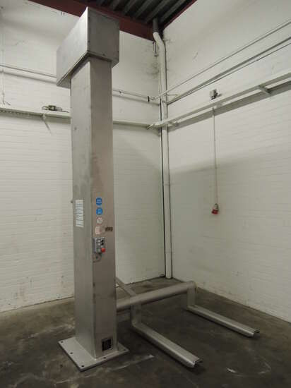Carnitech Lifter L120 - Élelmiszer-feldolgozó gép: 1 kép. Carnitech Lifter L120 - Élelmiszer-feldolgozó gép: 1 kép.