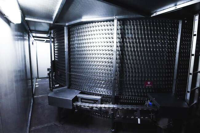 Frigoscandia spiral freezer GCM92-08-28-25 NN CCR - Élelmiszer-feldolgozó gép: 4 kép. Frigoscandia spiral freezer GCM92-08-28-25 NN CCR - Élelmiszer-feldolgozó gép: 4 kép.