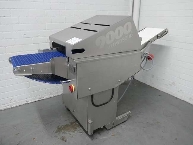 Townsend derinding machine 9000 - Élelmiszer-feldolgozó gép: 1 kép. Townsend derinding machine 9000 - Élelmiszer-feldolgozó gép: 1 kép.