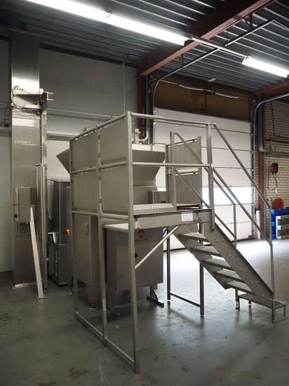 Wolfking grinder C250UNI - Élelmiszer-feldolgozó gép: 4 kép. Wolfking grinder C250UNI - Élelmiszer-feldolgozó gép: 4 kép.