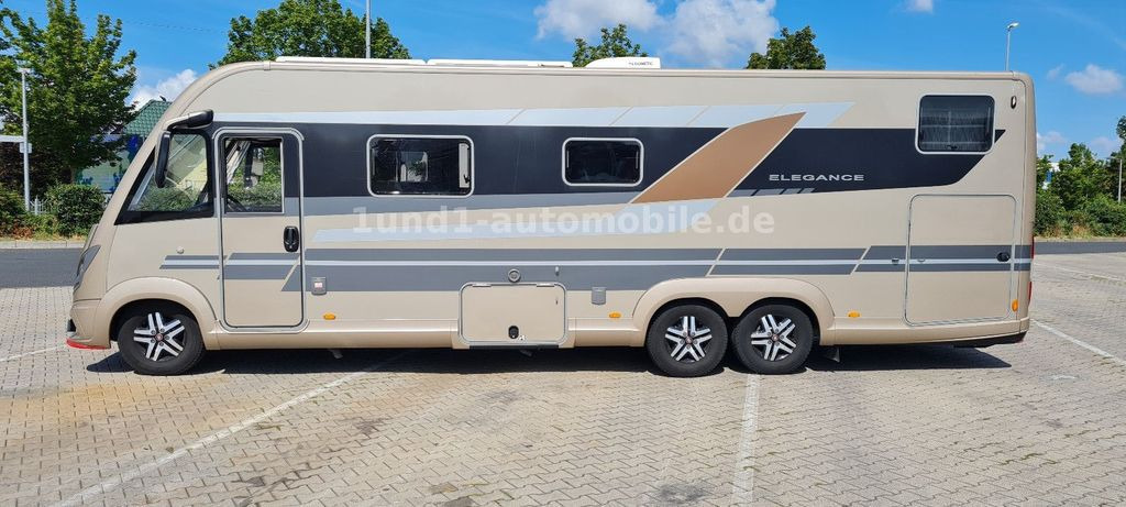 Bürstner Elegance I 910 G Solar/AHK/RFK/Alde/TwinSat/2xTV/Vollausstattung Elegance I 910 G Solar/AHK/RFK/Alde/TwinSat/2xTV/Vollausstattung - Integrált lakóautó: 4 kép. Bürstner Elegance I 910 G Solar/AHK/RFK/Alde/TwinSat/2xTV/Vollausstattung Elegance I 910 G Solar/AHK/RFK/Alde/TwinSat/2xTV/Vollausstattung - Integrált lakóautó: 4 kép.