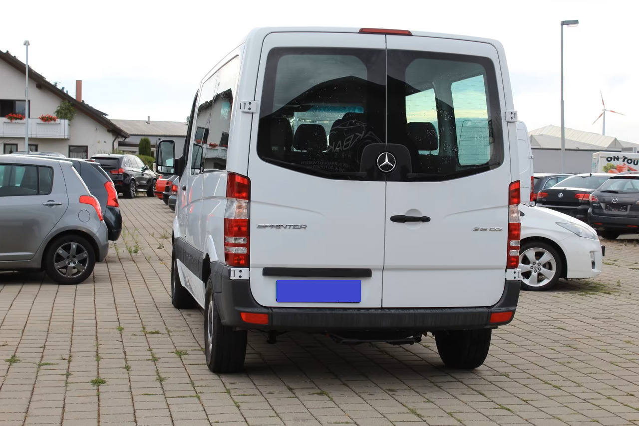 MERCEDES-BENZ Sprinter 316 CDI 8-Sitzer Personentransporter Ex-Behördenfahrzeug 1. Hand - Minibusz, Kisbusz: 4 kép. MERCEDES-BENZ Sprinter 316 CDI 8-Sitzer Personentransporter Ex-Behördenfahrzeug 1. Hand - Minibusz, Kisbusz: 4 kép.