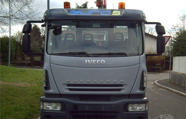 Iveco EUROCARGOeurocargo 160e25 - Platós teherautó, Darus autó: 2 kép. Iveco EUROCARGOeurocargo 160e25 - Platós teherautó, Darus autó: 2 kép.