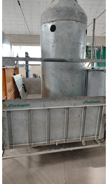 Electroelsa ELSA PM-M23 - Emelő: 2 kép. Electroelsa ELSA PM-M23 - Emelő: 2 kép.
