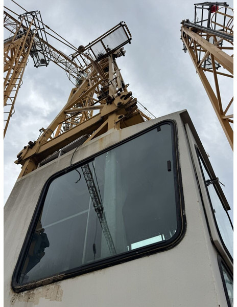 Liebherr 112EC-H/185 complete top part - Toronydaru: 2 kép. Liebherr 112EC-H/185 complete top part - Toronydaru: 2 kép.