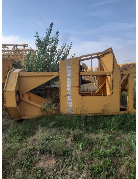 Liebherr 112EC-H - Toronydaru: 1 kép. Liebherr 112EC-H - Toronydaru: 1 kép.
