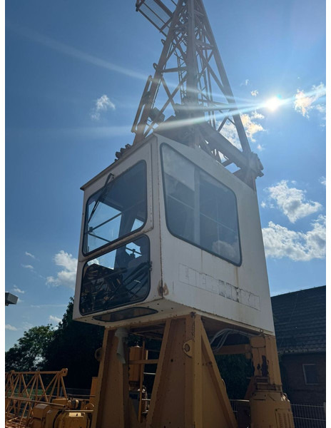 Liebherr 112EC-H - Toronydaru: 3 kép. Liebherr 112EC-H - Toronydaru: 3 kép.