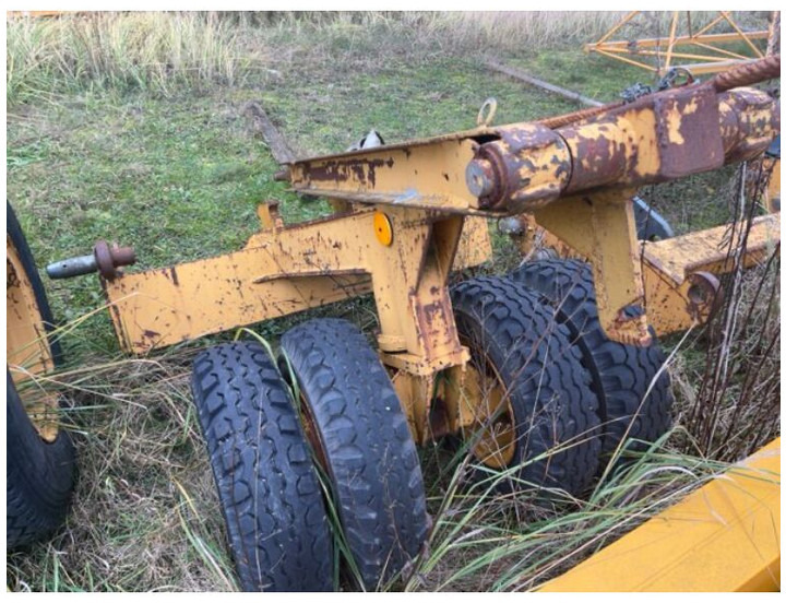 Liebherr 32K/35K/50K/63K axels + adapters - Toronydaru: 2 kép. Liebherr 32K/35K/50K/63K axels + adapters - Toronydaru: 2 kép.