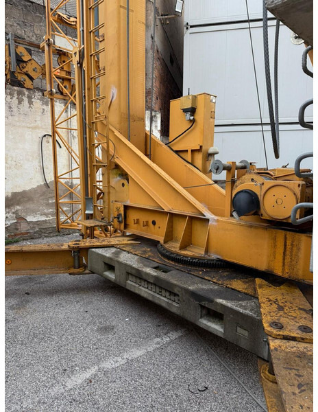 Liebherr 32K perfect, ready to load - Toronydaru: 4 kép. Liebherr 32K perfect, ready to load - Toronydaru: 4 kép.