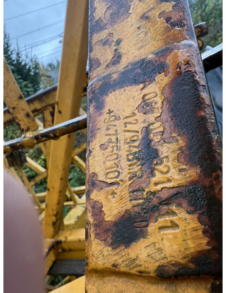 Liebherr 35/50/63/71 K - Önszerelő toronydaru: 4 kép. Liebherr 35/50/63/71 K - Önszerelő toronydaru: 4 kép.