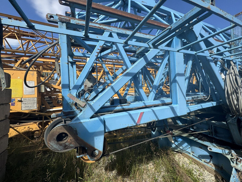 Liebherr 40K, 1995yom, 36m jib, radio control - Toronydaru: 2 kép. Liebherr 40K, 1995yom, 36m jib, radio control - Toronydaru: 2 kép.