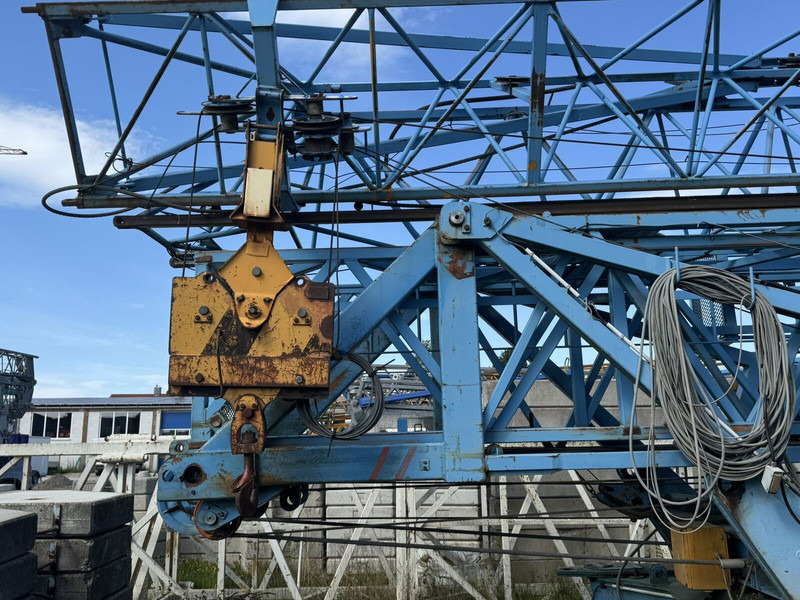 Liebherr 50K, 1988yom, perfec condition - ready to work - Toronydaru: 2 kép. Liebherr 50K, 1988yom, perfec condition - ready to work - Toronydaru: 2 kép.
