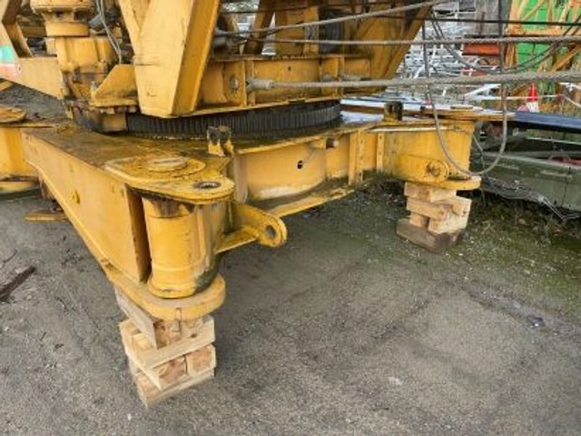 Liebherr 63K, 1991yom - BERLIN - Toronydaru: 3 kép. Liebherr 63K, 1991yom - BERLIN - Toronydaru: 3 kép.