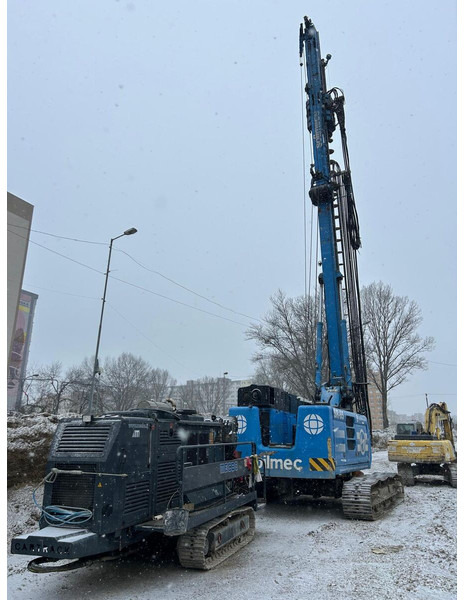 Soilmec SR 65.54F - Fúrógép: 2 kép. Soilmec SR 65.54F - Fúrógép: 2 kép.