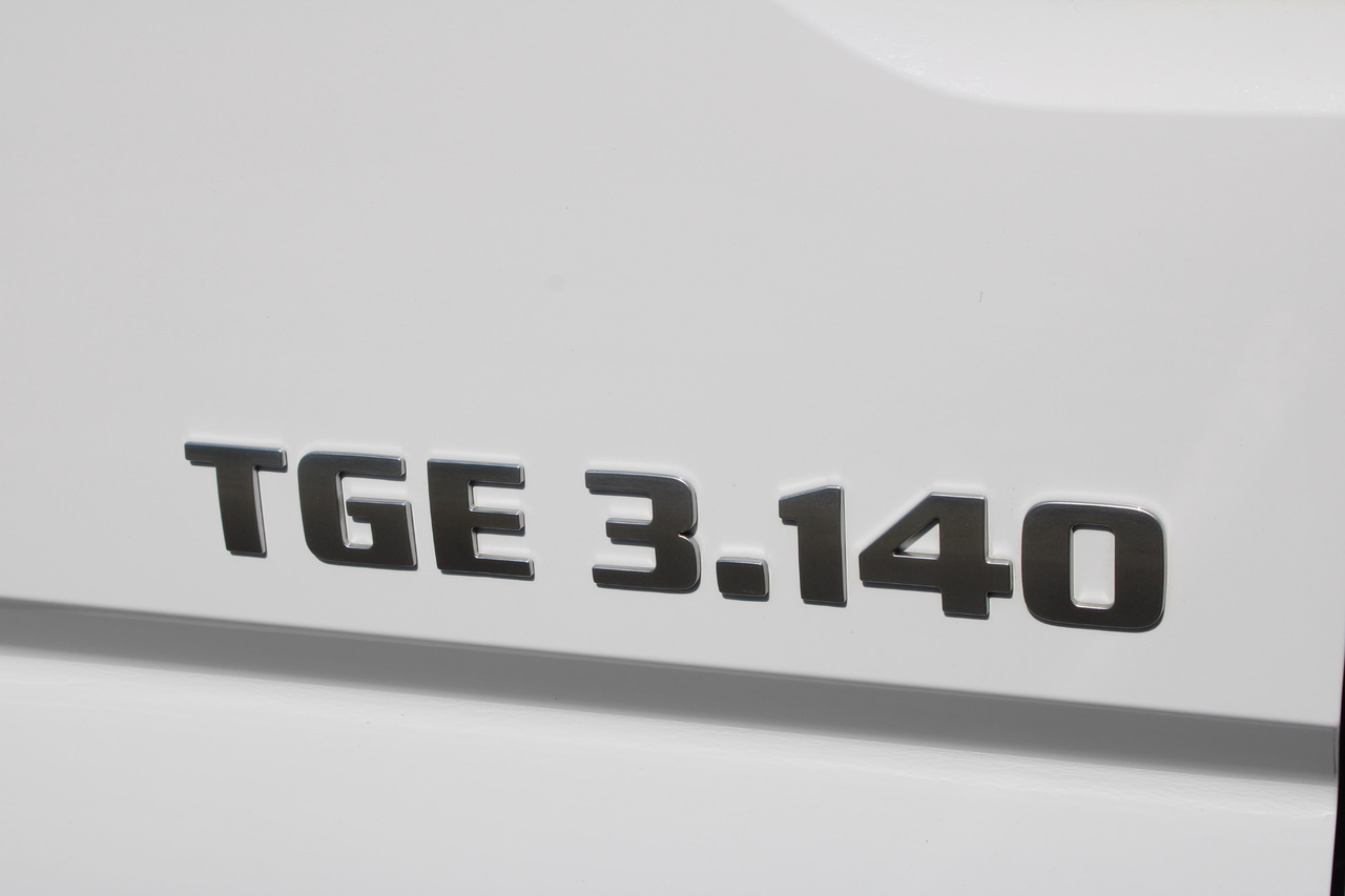 MAN TGE 2 - Furgon: 5 kép. MAN TGE 2 - Furgon: 5 kép.
