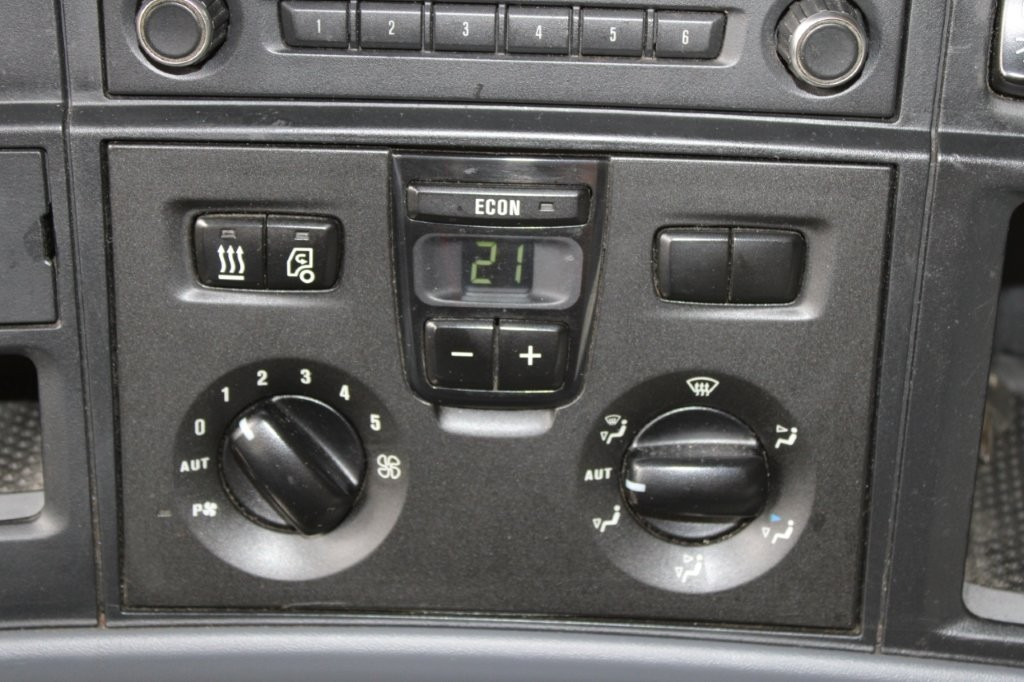 Nyergesvontató Scania R450 EURO 6 RETARDER: 11 kép.