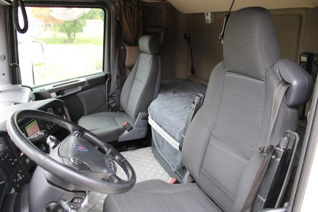 Nyergesvontató Scania R450 EURO 6 RETARDER: 7 kép.