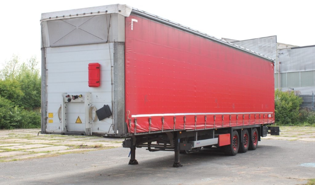 Schmitz Cargobull SCB*S3T VARIOS, ZVEDACÍ NÁPRAVA - Ponyvás félpótkocsi: 2 kép. Schmitz Cargobull SCB*S3T VARIOS, ZVEDACÍ NÁPRAVA - Ponyvás félpótkocsi: 2 kép.