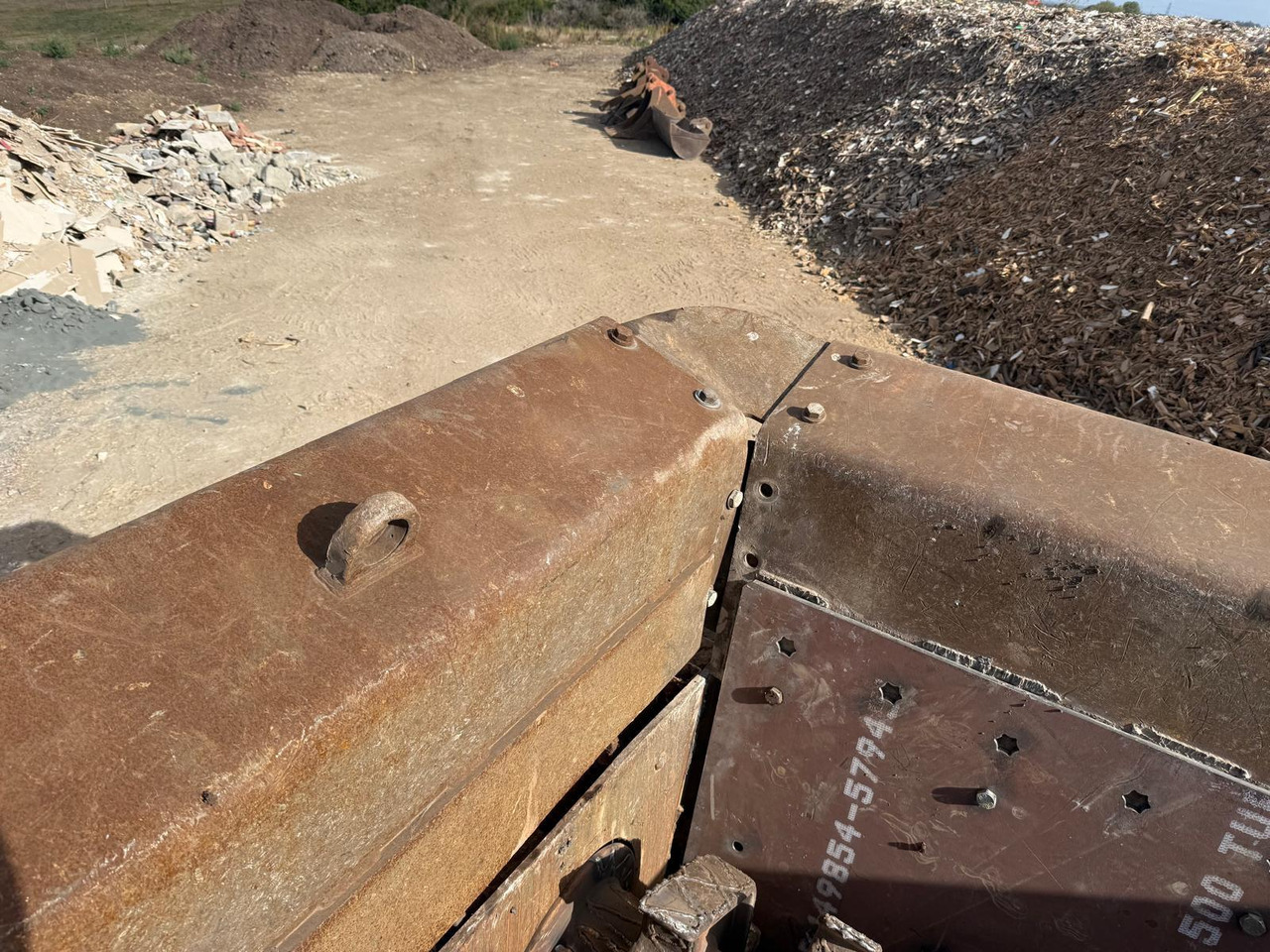 Arjes Impaktor 250 EVO - Ipari aprítógép: 5 kép. Arjes Impaktor 250 EVO - Ipari aprítógép: 5 kép.