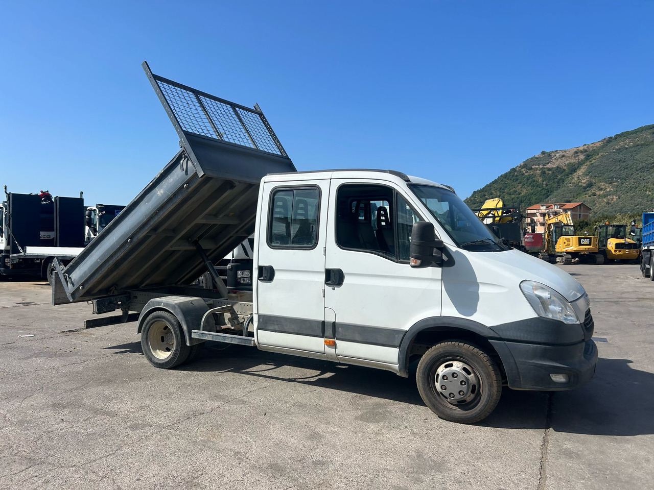 IVECO DAILY 35C13 lízing IVECO DAILY 35C13: 16 kép. IVECO DAILY 35C13 lízing IVECO DAILY 35C13: 16 kép.