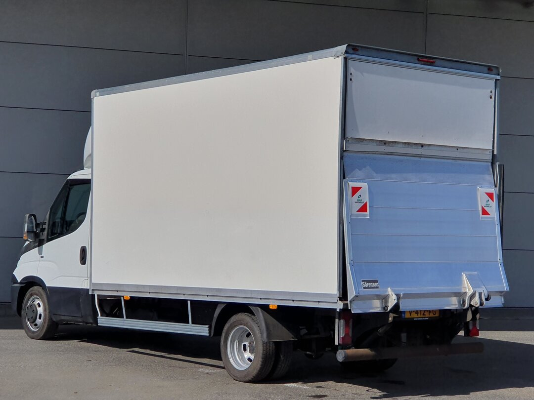IVECO DAILY 35C15 - Furgon: 2 kép. IVECO DAILY 35C15 - Furgon: 2 kép.
