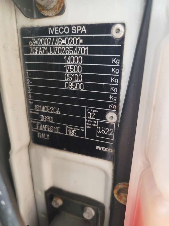 IVECO EUROCARGO 140-250 - Alvaz teherautó: 2 kép. IVECO EUROCARGO 140-250 - Alvaz teherautó: 2 kép.