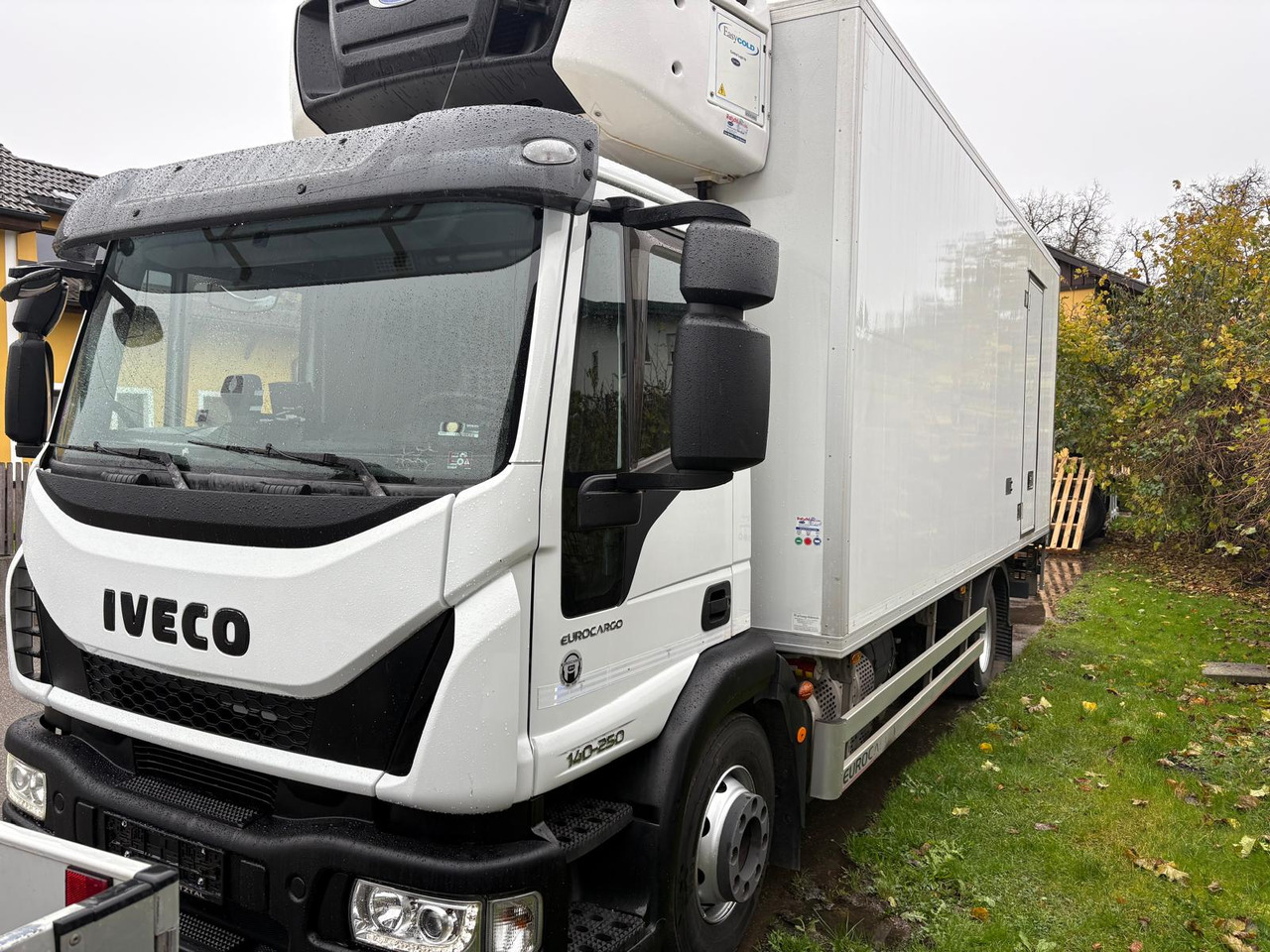 IVECO EUROCARGO 140-250 - Alvaz teherautó: 5 kép. IVECO EUROCARGO 140-250 - Alvaz teherautó: 5 kép.