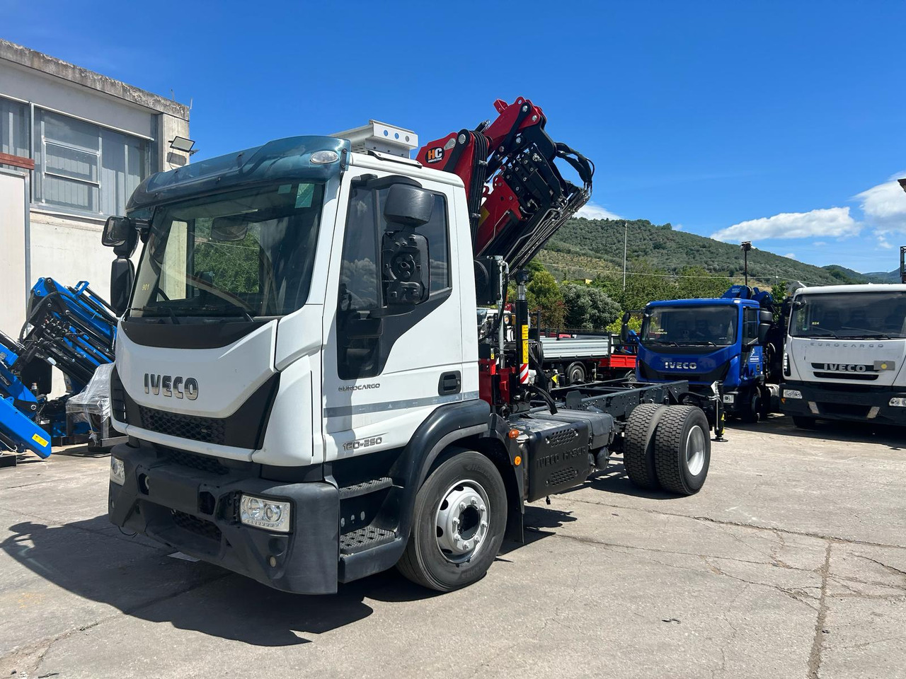 IVECO EUROCARGO 160-250 - Darus autó: 1 kép. IVECO EUROCARGO 160-250 - Darus autó: 1 kép.