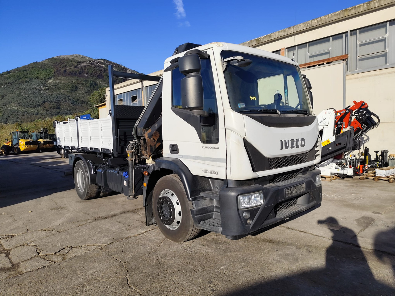 IVECO EUROCARGO 180-250 - Darus autó, Darus autó: 4 kép. IVECO EUROCARGO 180-250 - Darus autó, Darus autó: 4 kép.