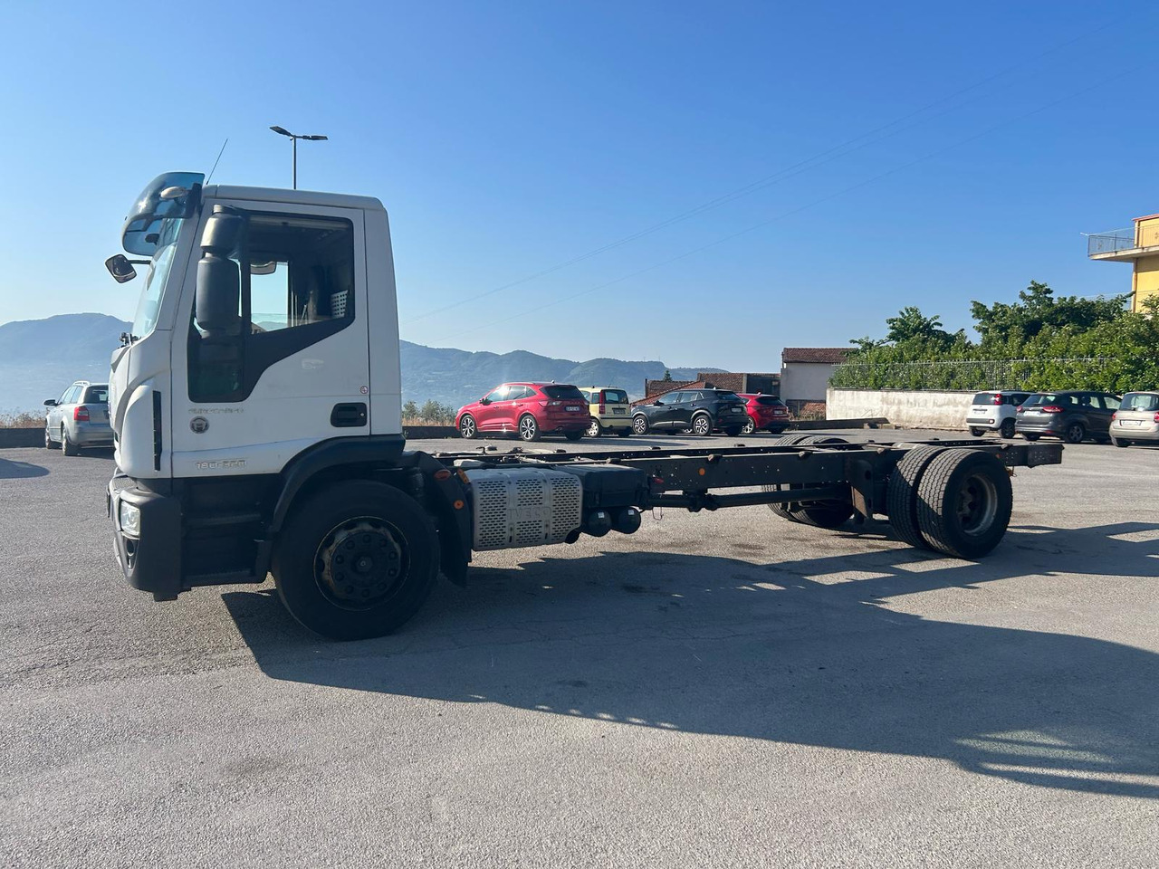 IVECO EUROCARGO 180-320 - Alvaz teherautó: 3 kép. IVECO EUROCARGO 180-320 - Alvaz teherautó: 3 kép.