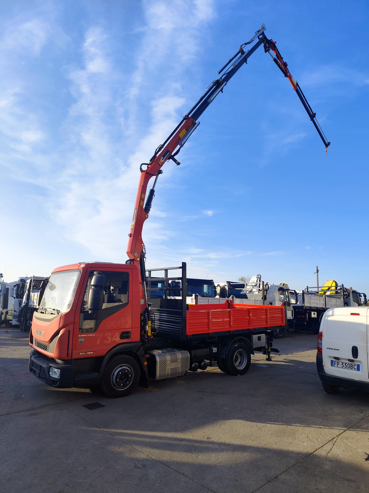 IVECO EUROCARGO 80-190 - Darus autó, Billenőplatós teherautó: 4 kép. IVECO EUROCARGO 80-190 - Darus autó, Billenőplatós teherautó: 4 kép.