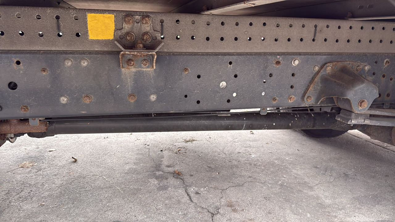 IVECO EUROCARGO 80-190 - Alvaz teherautó: 3 kép. IVECO EUROCARGO 80-190 - Alvaz teherautó: 3 kép.