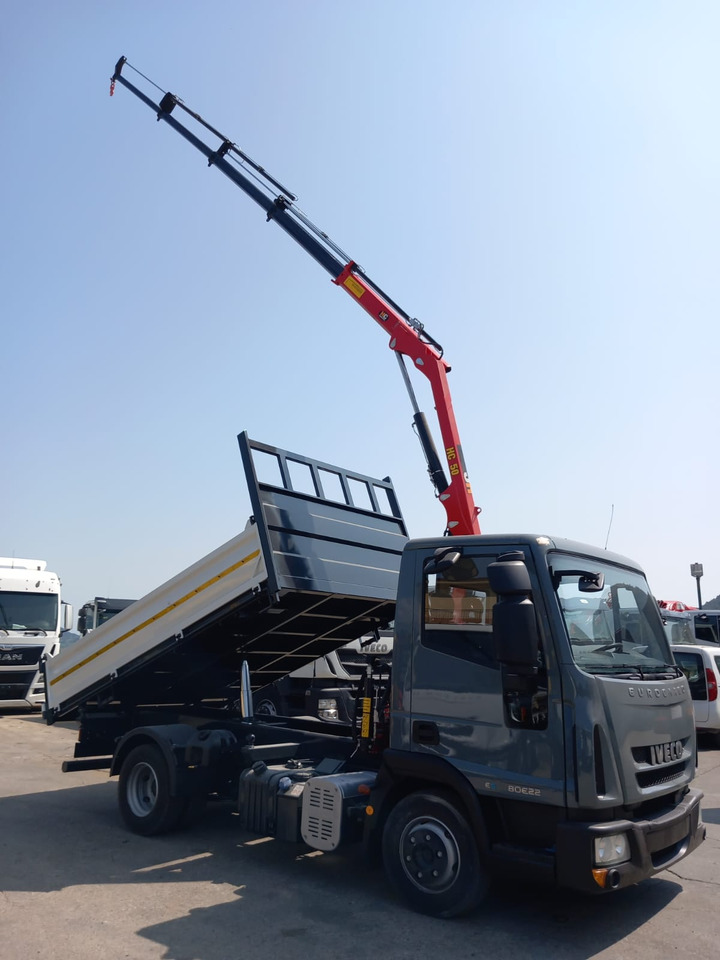 Darus autó, Billenőplatós teherautó IVECO EUROCARGO 80E22: 23 kép. Darus autó, Billenőplatós teherautó IVECO EUROCARGO 80E22: 23 kép.