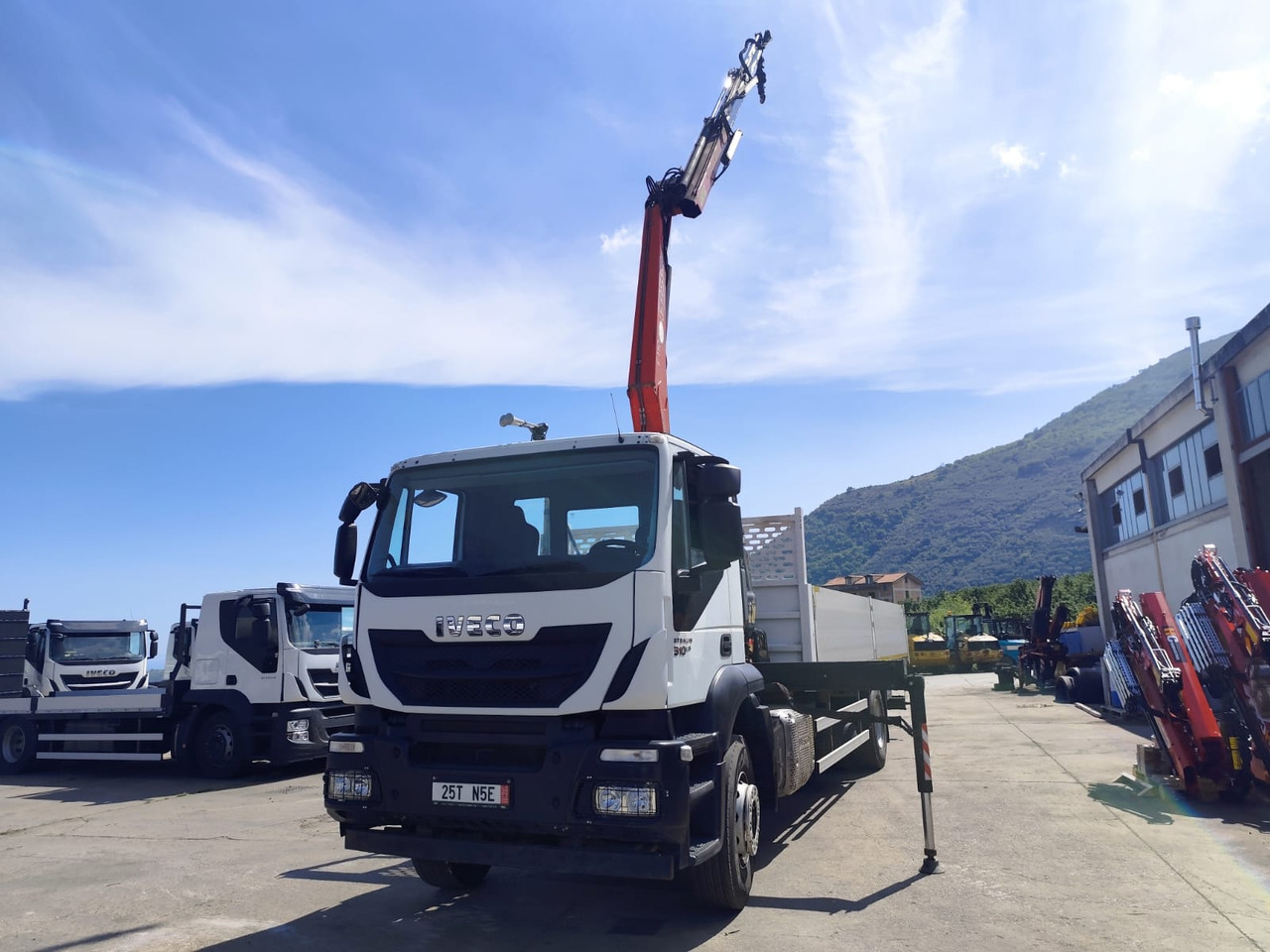 IVECO STRALIS 190S31 - Darus autó: 5 kép. IVECO STRALIS 190S31 - Darus autó: 5 kép.