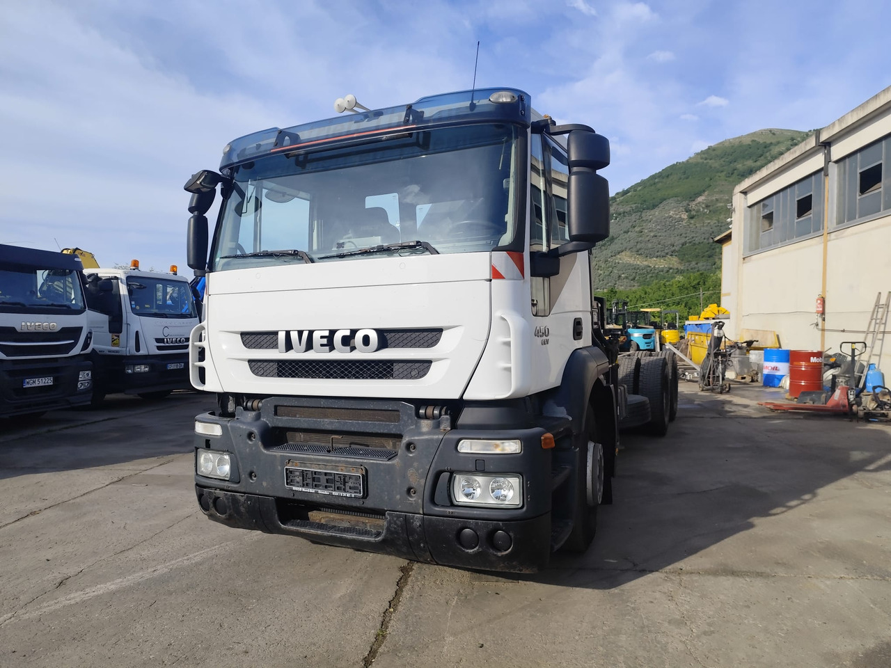 IVECO STRALIS 260S45 - Darus autó: 3 kép. IVECO STRALIS 260S45 - Darus autó: 3 kép.