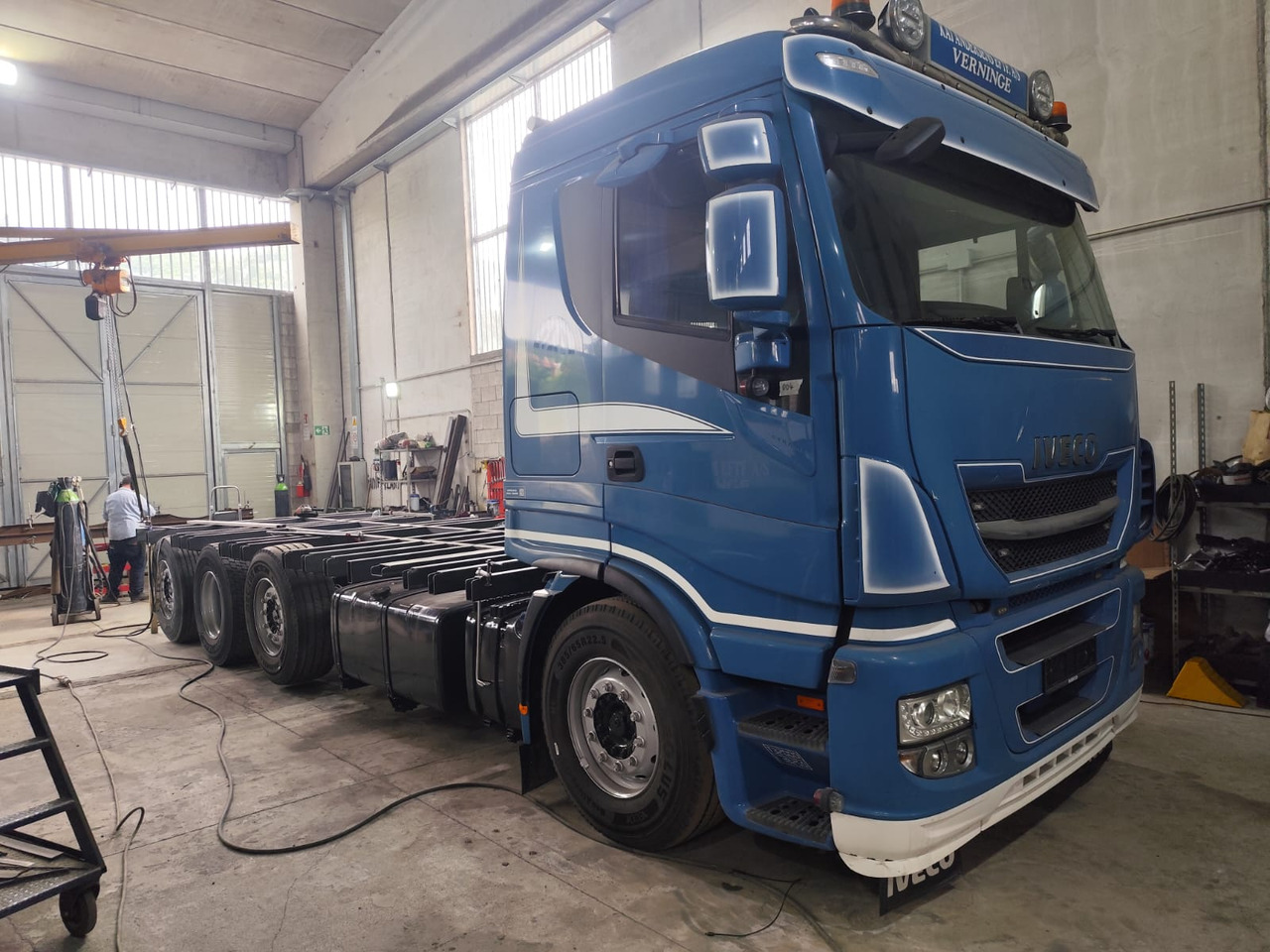 IVECO STRALIS 320S50 - Platós teherautó: 1 kép. IVECO STRALIS 320S50 - Platós teherautó: 1 kép.
