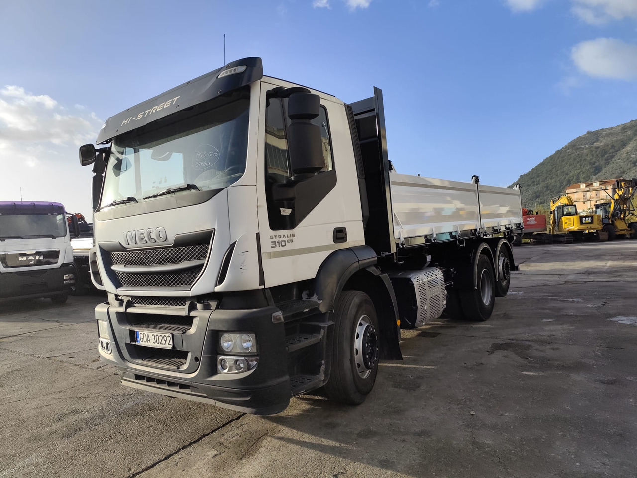 IVECO STRALIS AD 260S31 - Billenőplatós teherautó: 1 kép. IVECO STRALIS AD 260S31 - Billenőplatós teherautó: 1 kép.