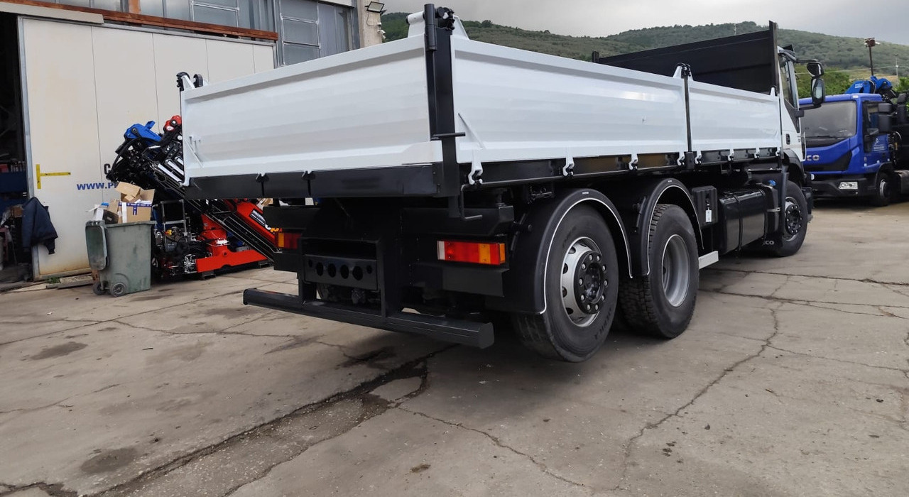 IVECO STRALIS AD 260S31 - Billenőplatós teherautó: 3 kép. IVECO STRALIS AD 260S31 - Billenőplatós teherautó: 3 kép.