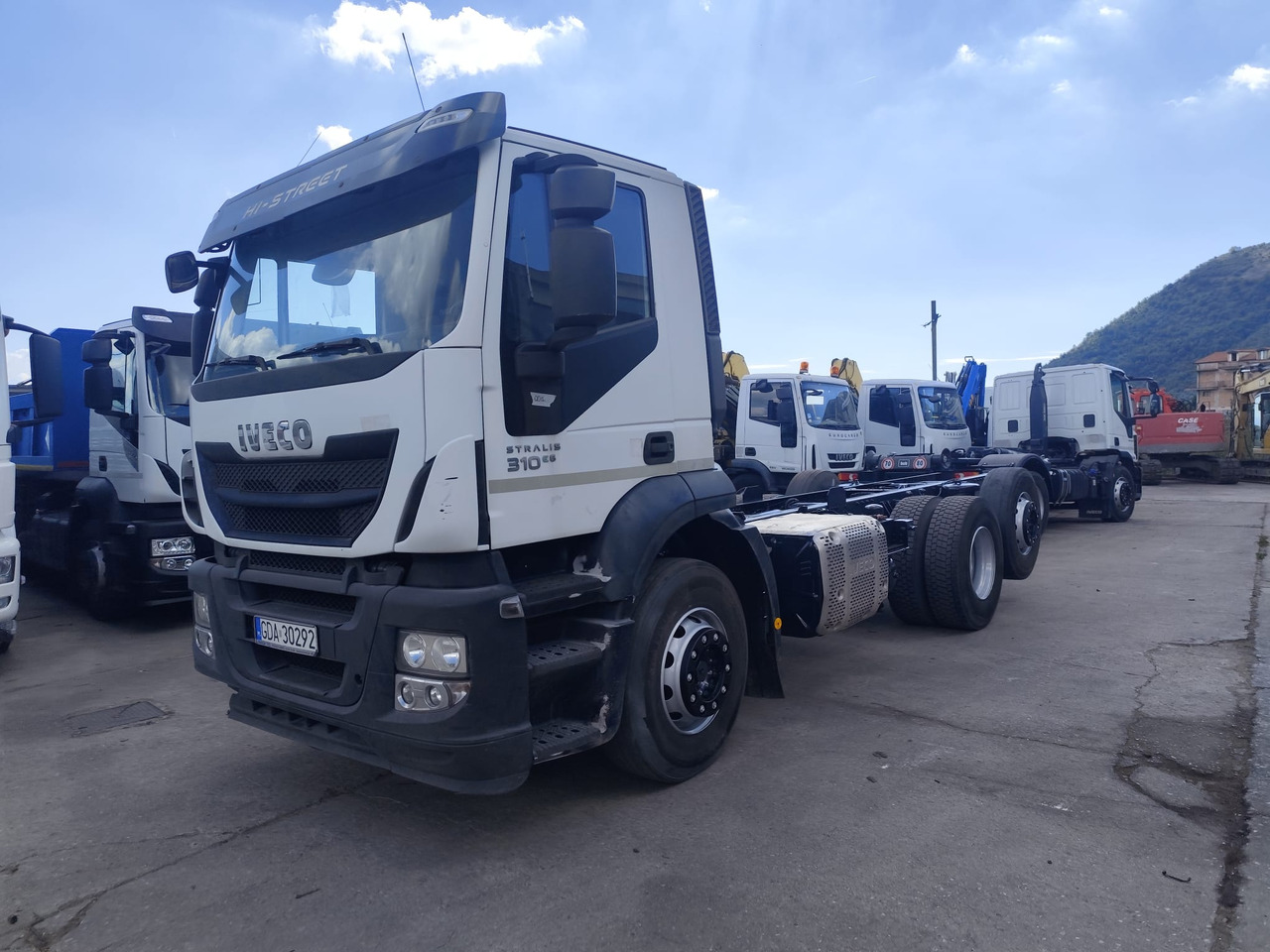 IVECO STRALIS AD 260S31 - Billenőplatós teherautó: 1 kép. IVECO STRALIS AD 260S31 - Billenőplatós teherautó: 1 kép.