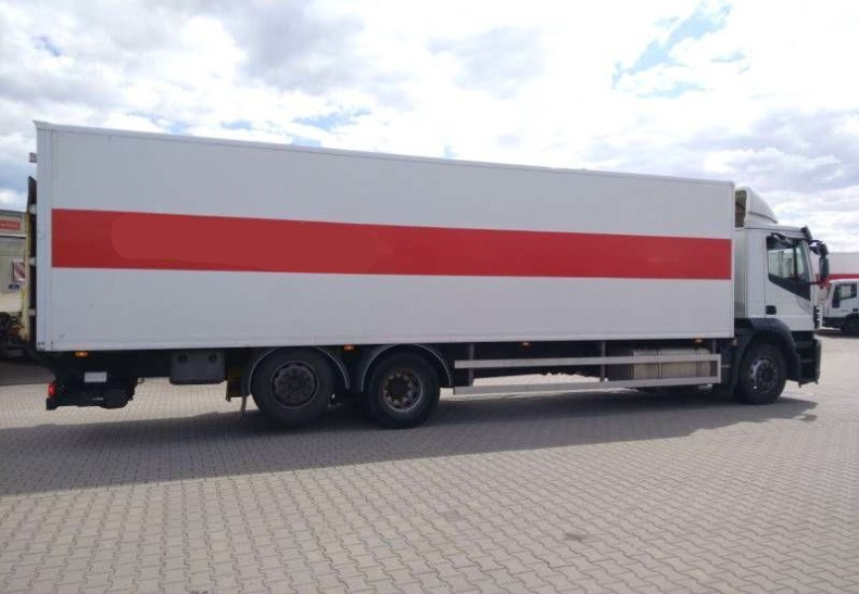IVECO STRALIS AD 260S31 Y/P - Alvaz teherautó: 5 kép. IVECO STRALIS AD 260S31 Y/P - Alvaz teherautó: 5 kép.